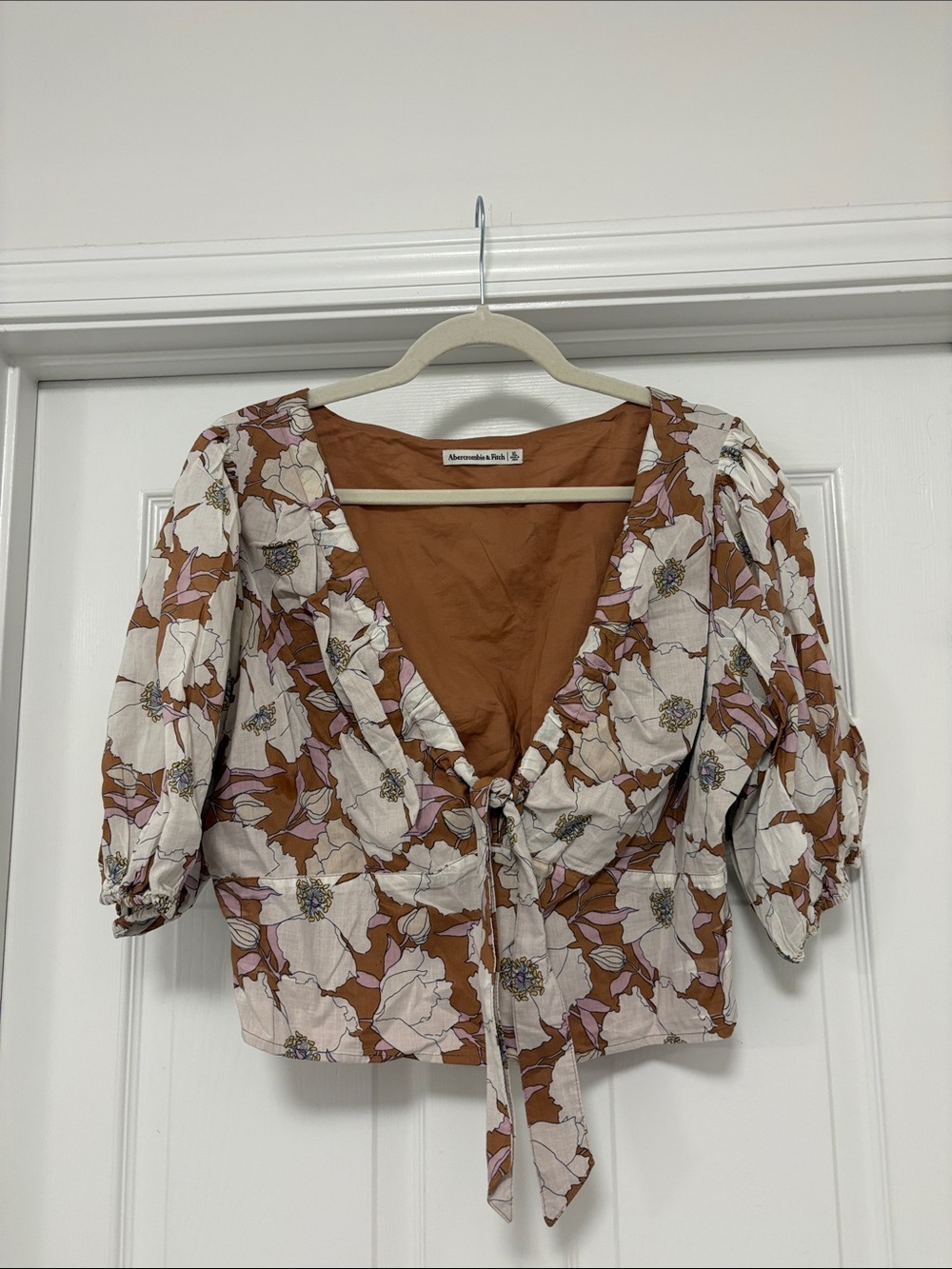 Abercrombie & Fitch Brown Floral Tie-Front Puff Sleeve Top